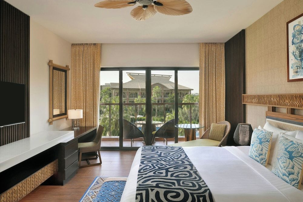 Lapita, Dubai Parks and Resorts, Autograph Collection Room, 1 King Bed, Non Smoking, Resort View 2