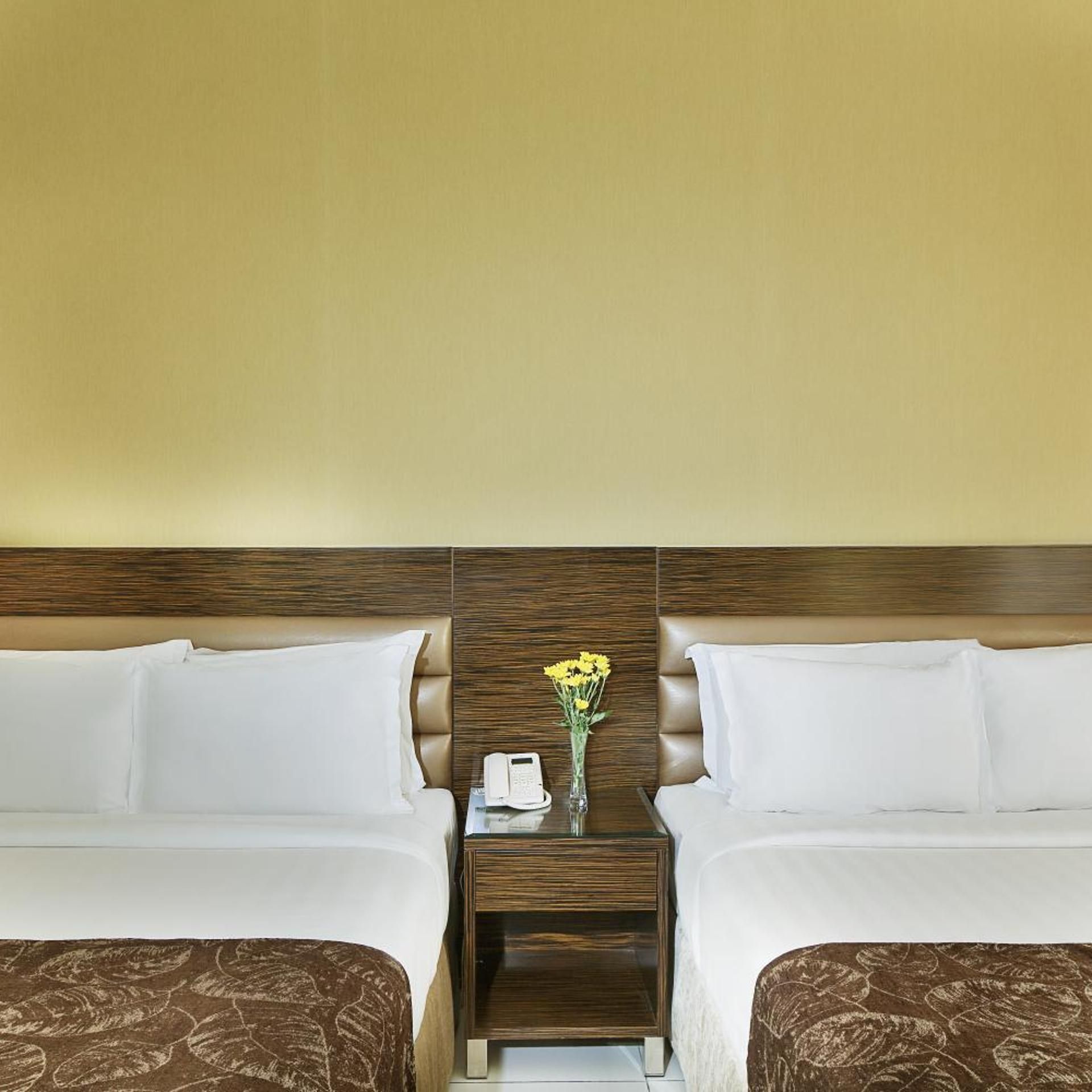 undefined Gateway Hotel 7