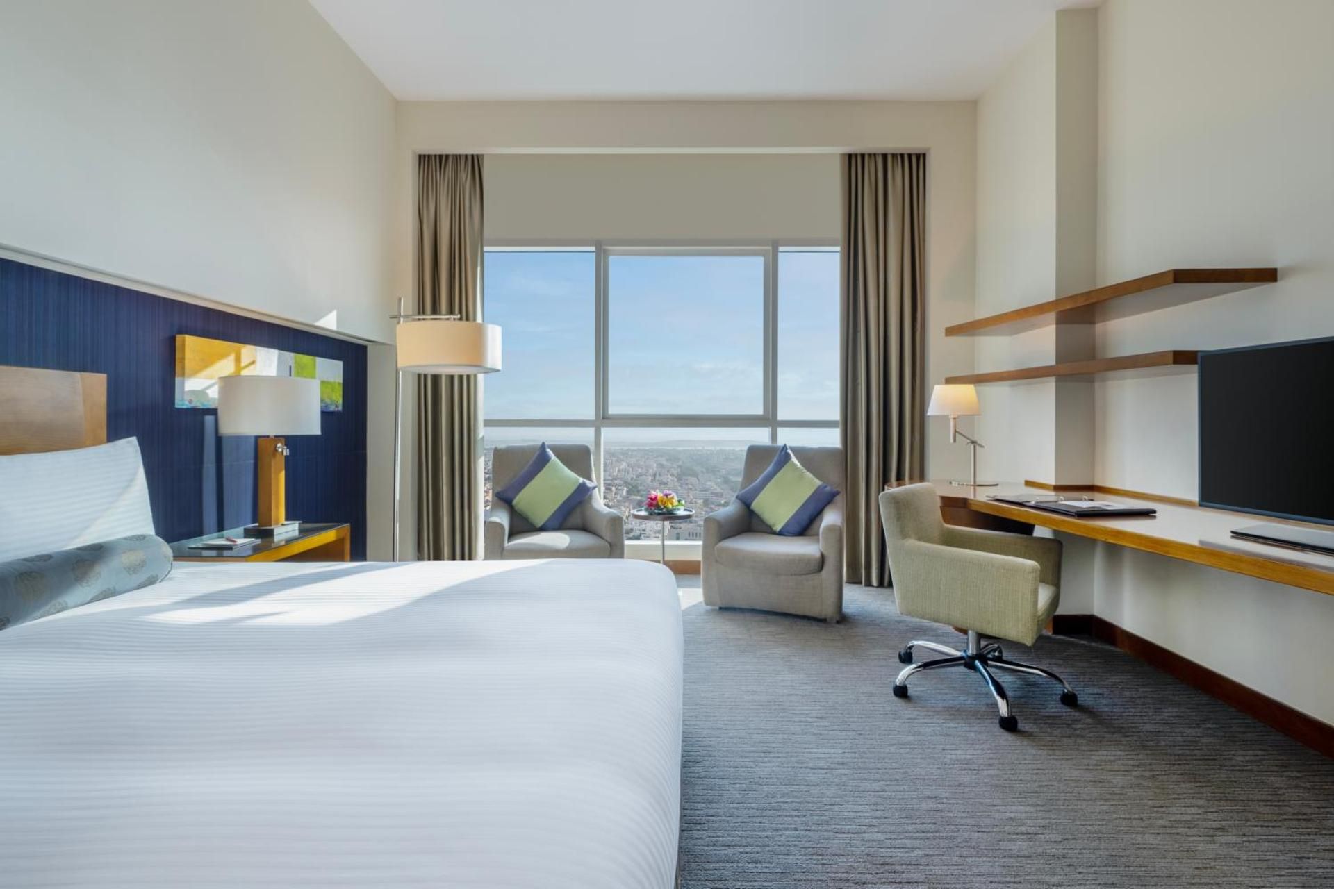 Grand Millennium Al Wahda Abu Dhabi Hotel Superior Room King 2