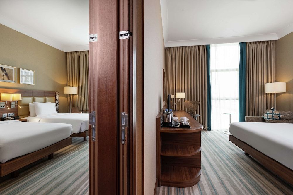 undefined Hilton Garden Inn Dubai Deira 10