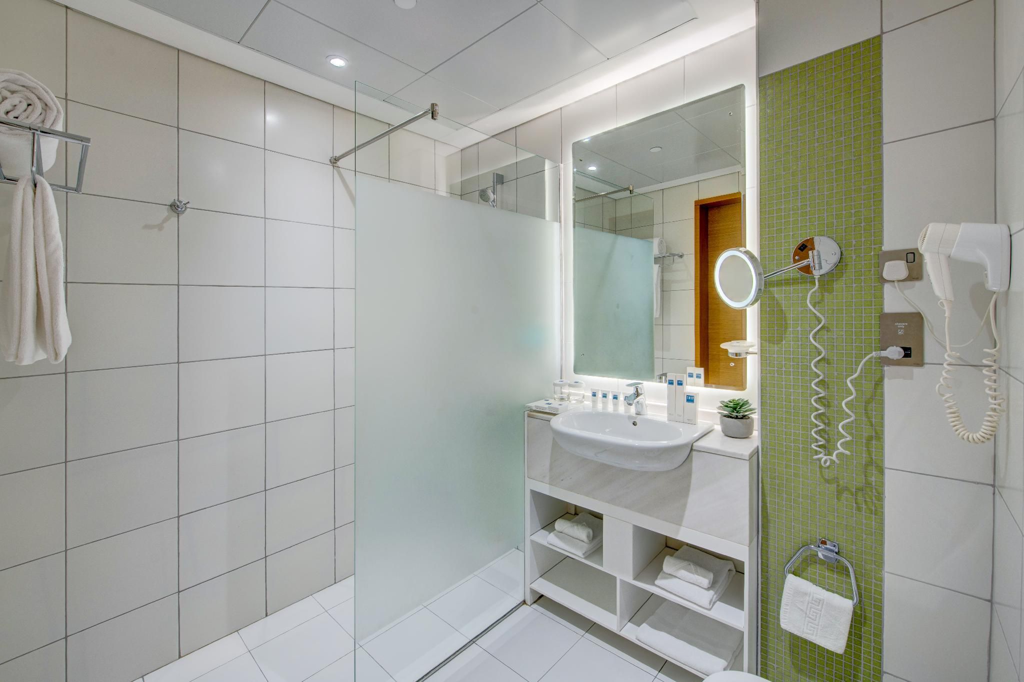 undefined TRYP by Wyndham Abu Dhabi City Centre 9
