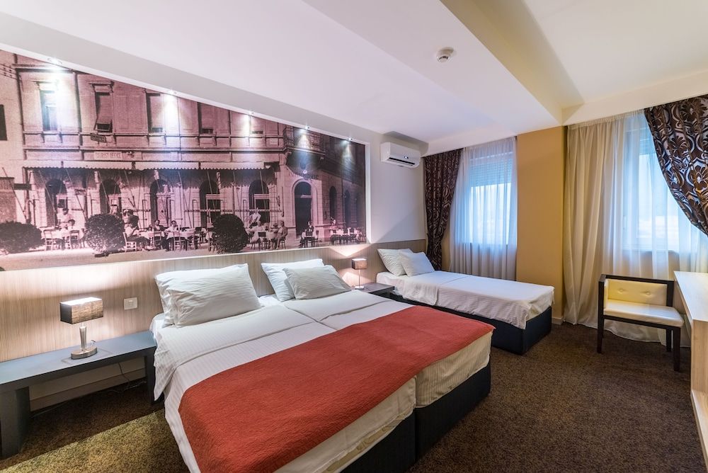 City Hotel Mostar Standard Double or Twin Room, 1 Bedroom, Accessible 4