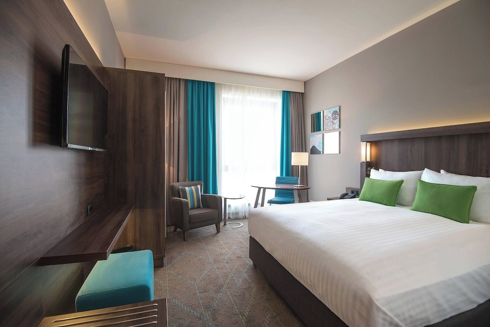 Standard Room, 1 King Bed