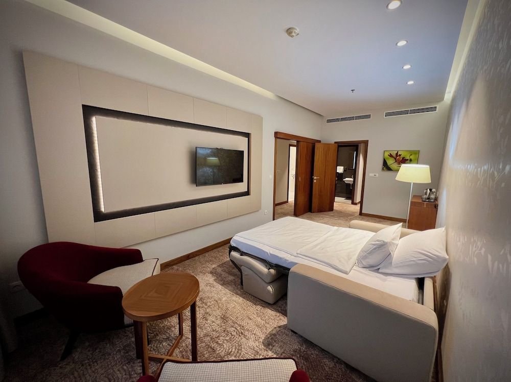 Superior Suite