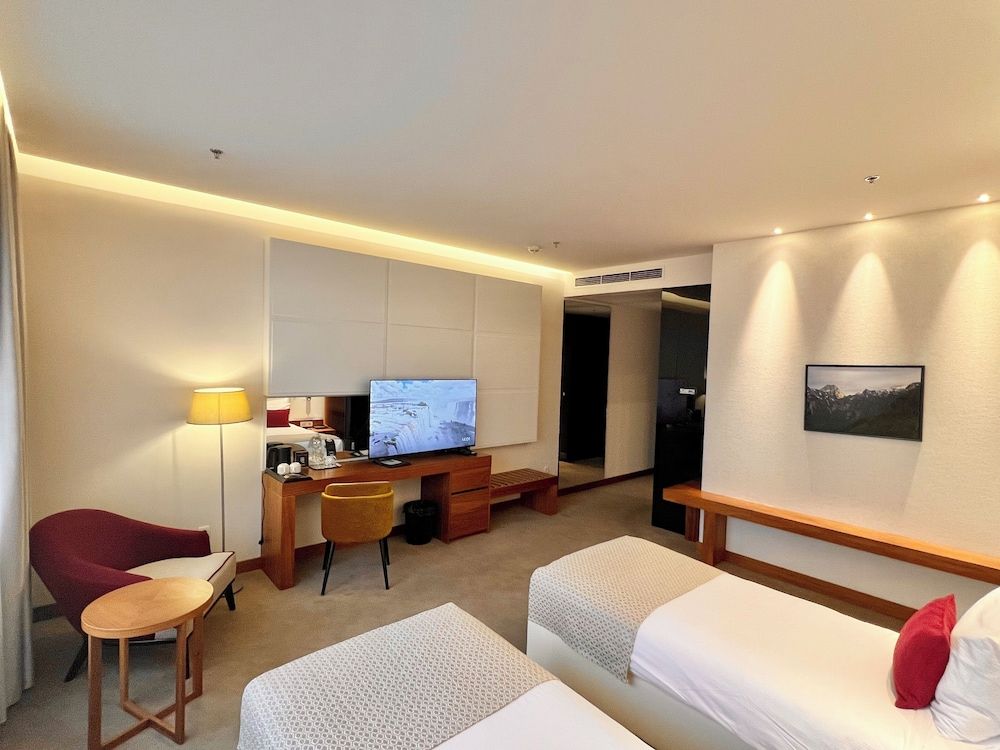 Hotel Mepas Twin Room 9