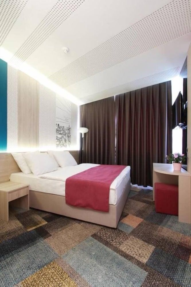 Hotel Cosmopolit Standard Double or Twin Room, City View 16