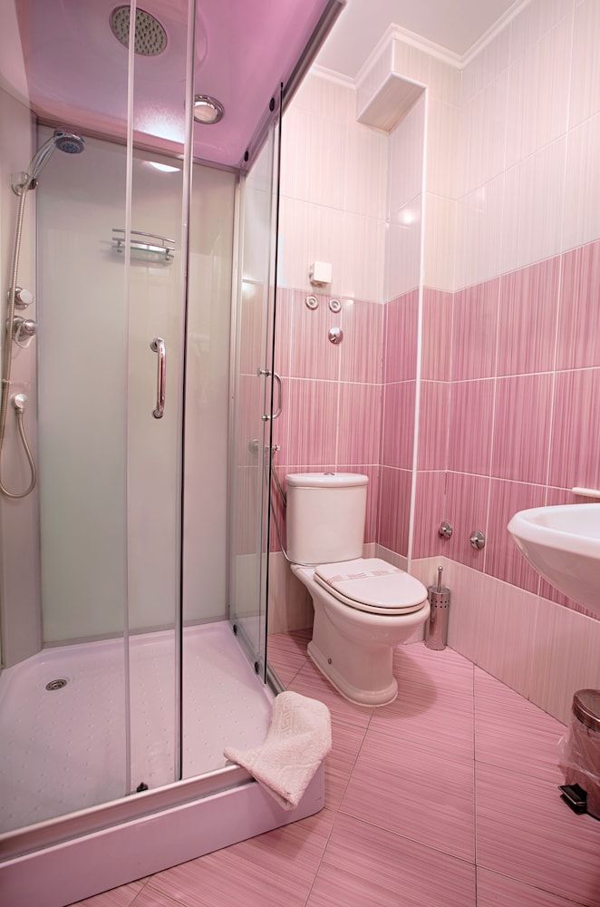 Hotel Herc Double Room 9