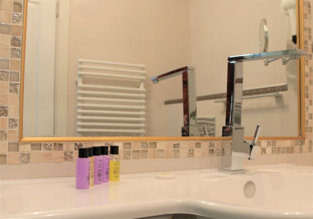 Hotel Herc Comfort Triple Room 8