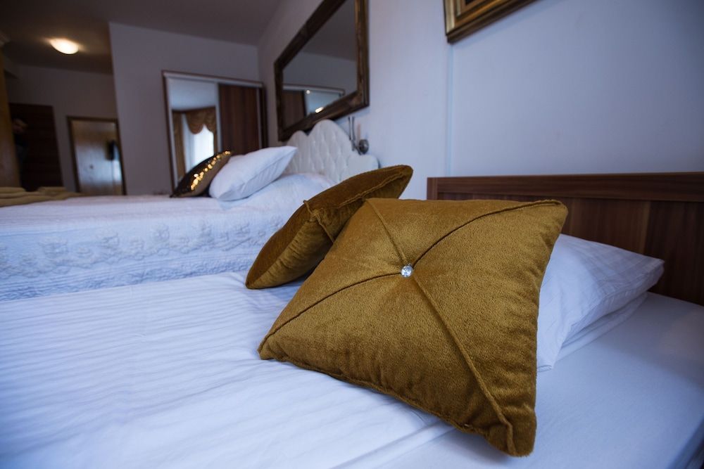 Hotel Herc Comfort Triple Room 3