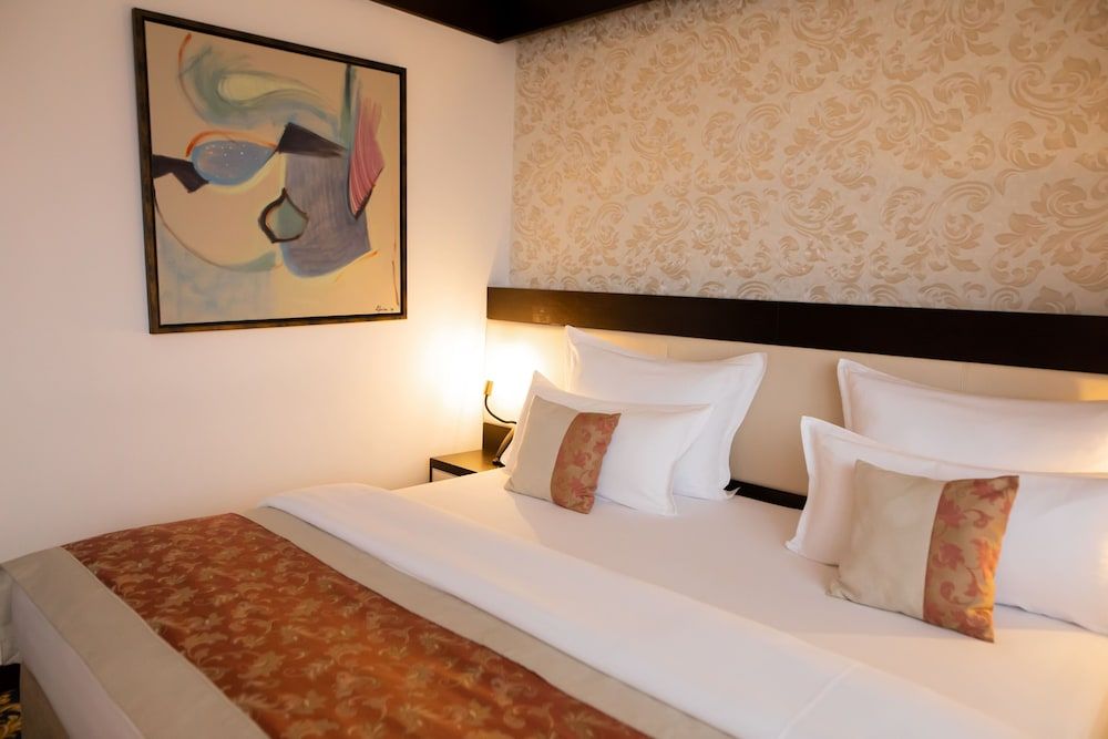 Classic Double Room