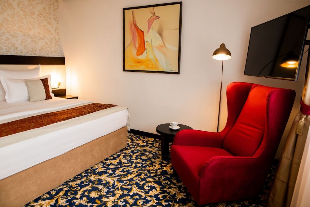 Malak Regency Hotel Economy Double Room, 1 King Bed 3