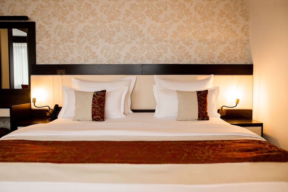 Malak Regency Hotel Economy Double Room, 1 King Bed 2