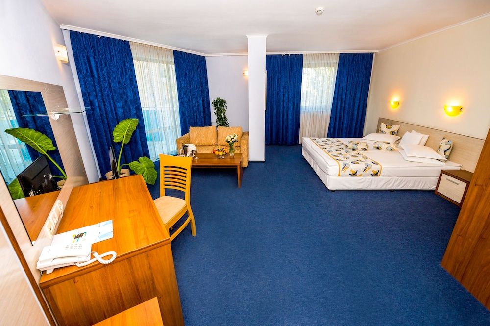 Aqua Hotel Burgas Studio Suite 7
