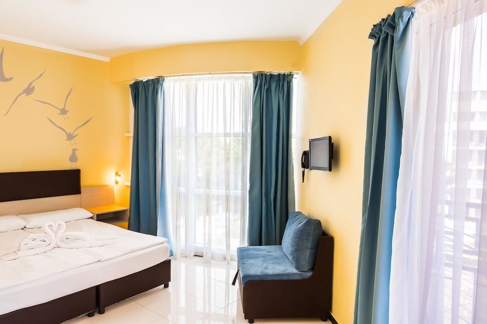 Double Room, Balcony