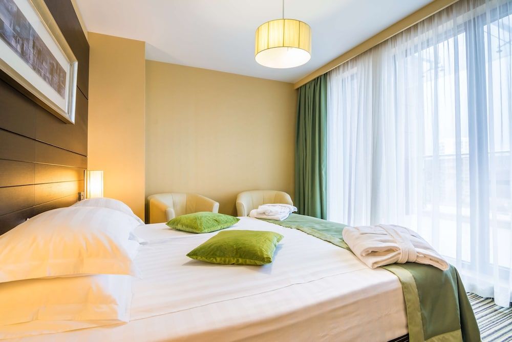Standard Apartment, Multiple Beds, Non Smoking, Kitchenette (Living Room)