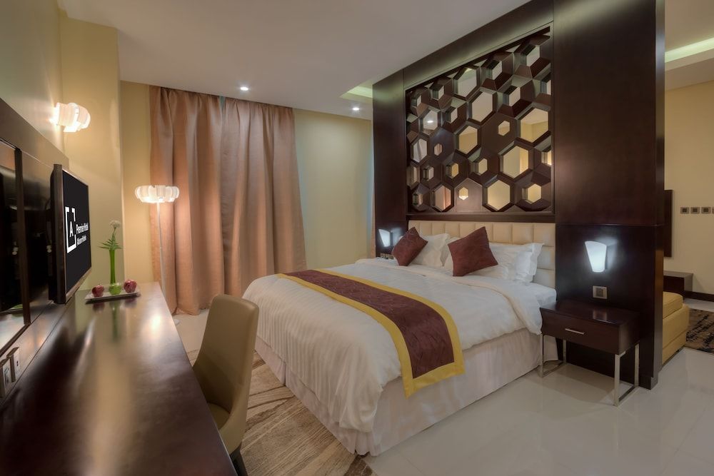undefined Premier Hotel 4