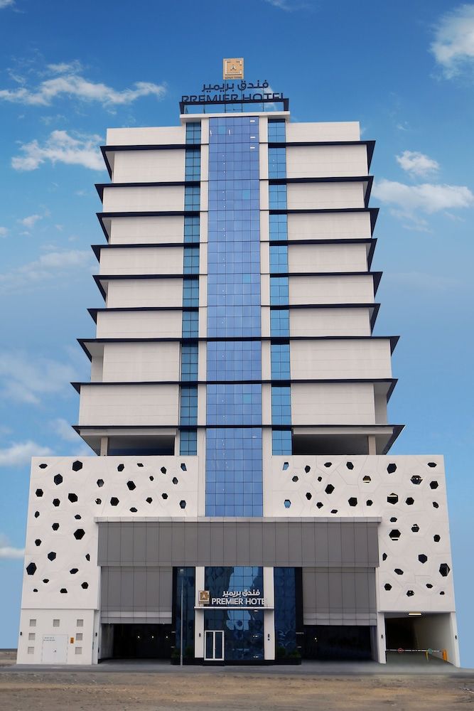 undefined Premier Hotel 6