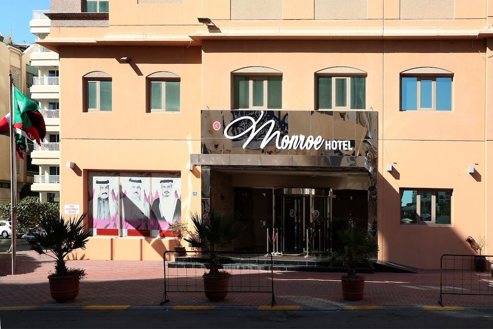 undefined Monroe Hotel & Suites 6