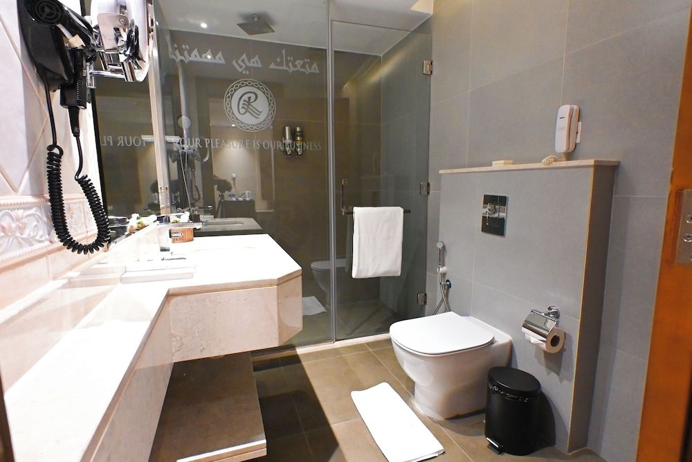 Ramee Palace Hotel Studio 7