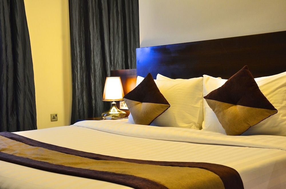 undefined Blaire Executive Suites 7