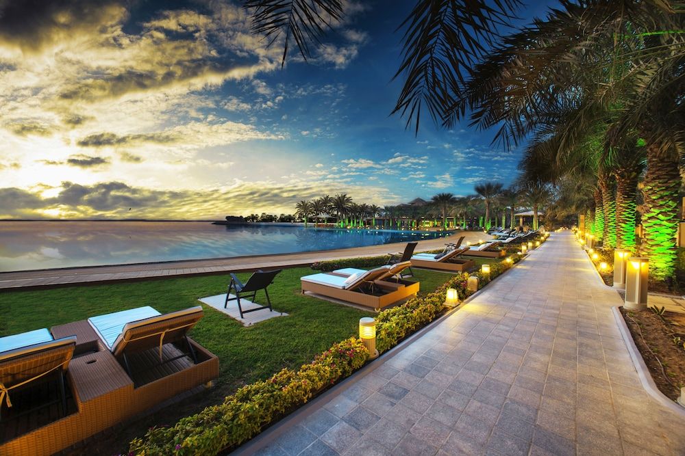 Infinity Pool