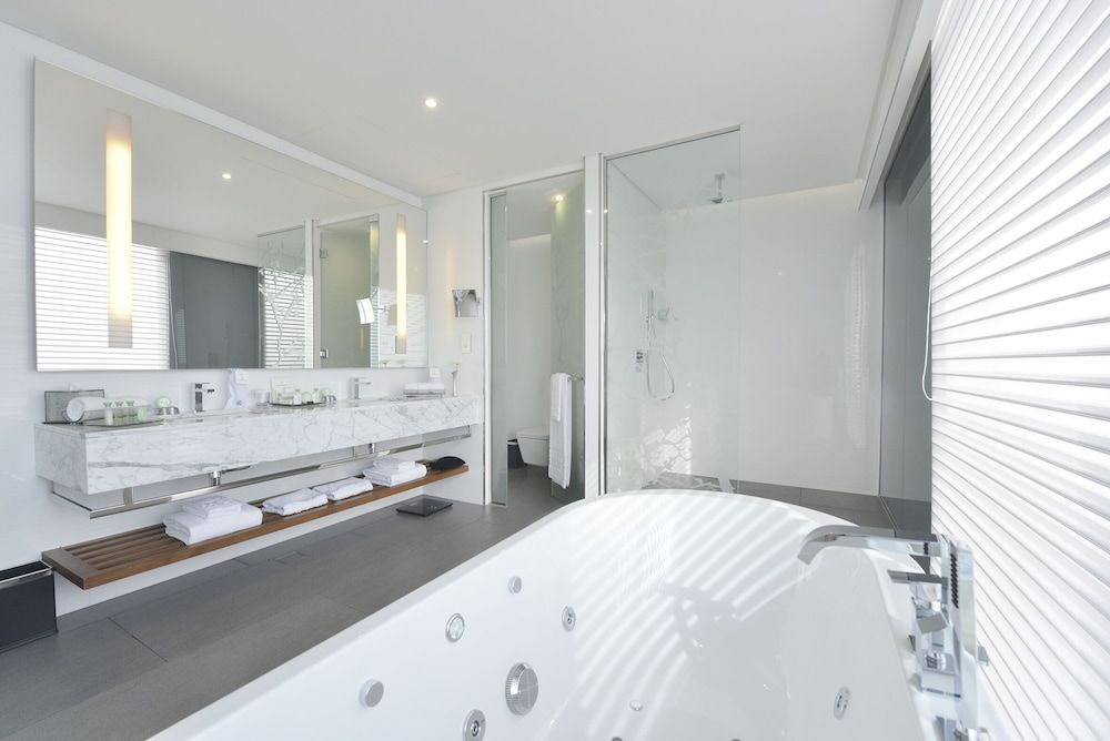 undefined Ramee Grand Hotel & Spa 9