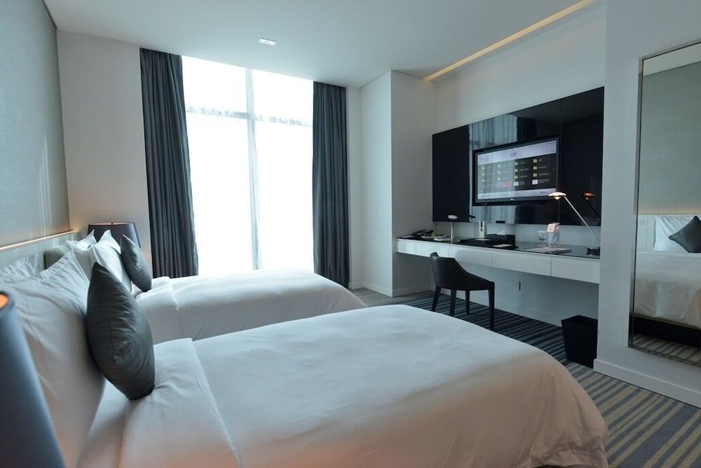 undefined Ramee Grand Hotel & Spa 8