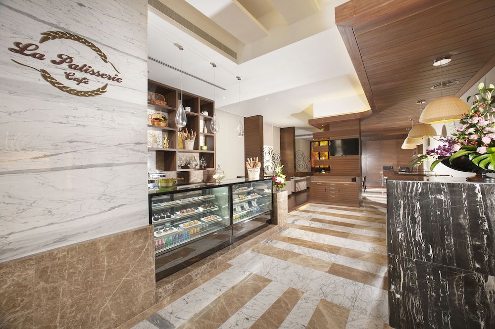 undefined Ramee Rose Hotel 5