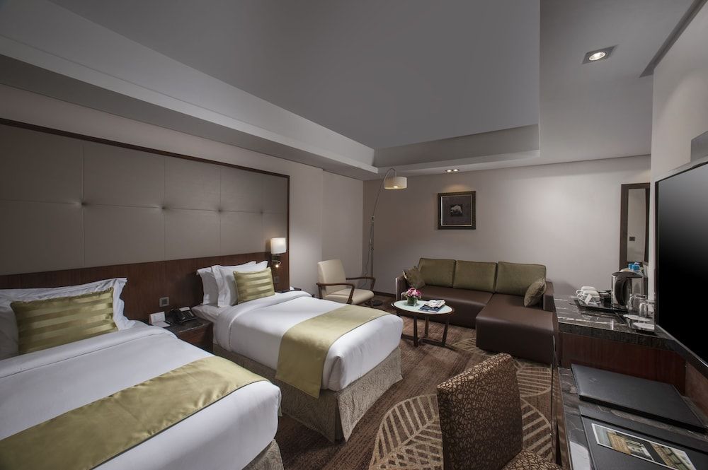 undefined Ramee Rose Hotel 7