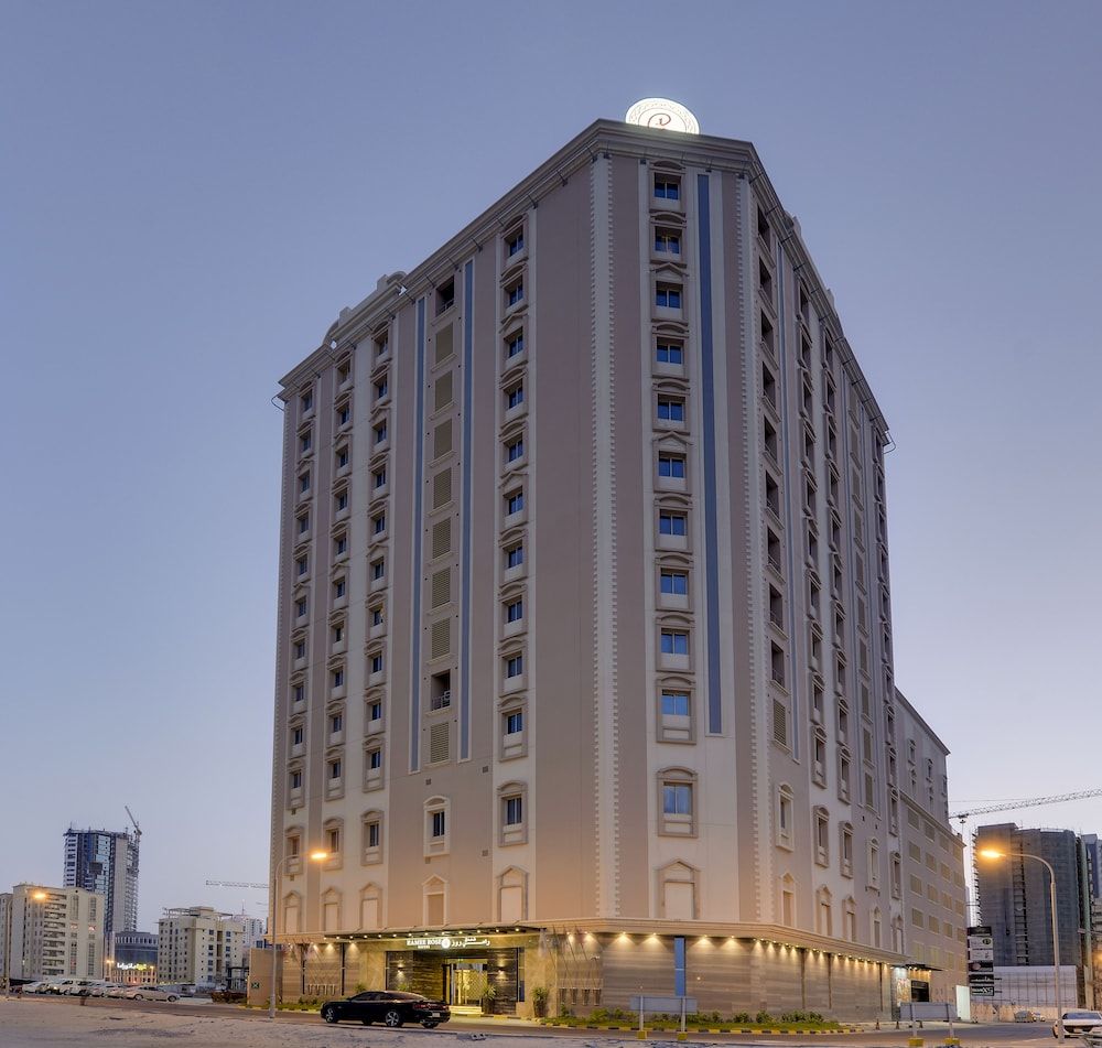 undefined Ramee Rose Hotel 4