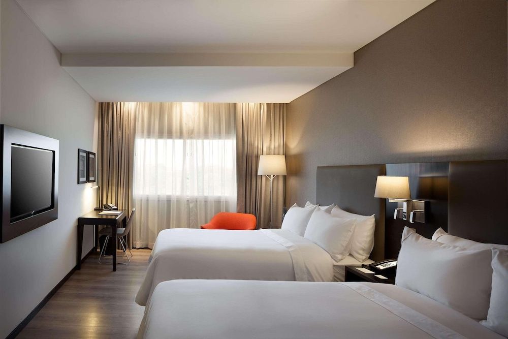 Room, 2 Queen Beds, Accessible, Non Smoking