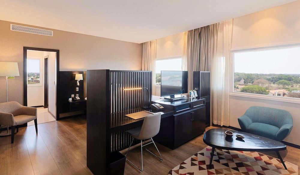 Executive Studio Suite, 1 King Bed, Non Smoking