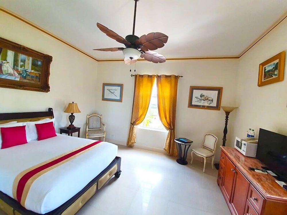 Ocean West Boutique Hotel Ruby (Luxury,Lake & Partial Ocean View )