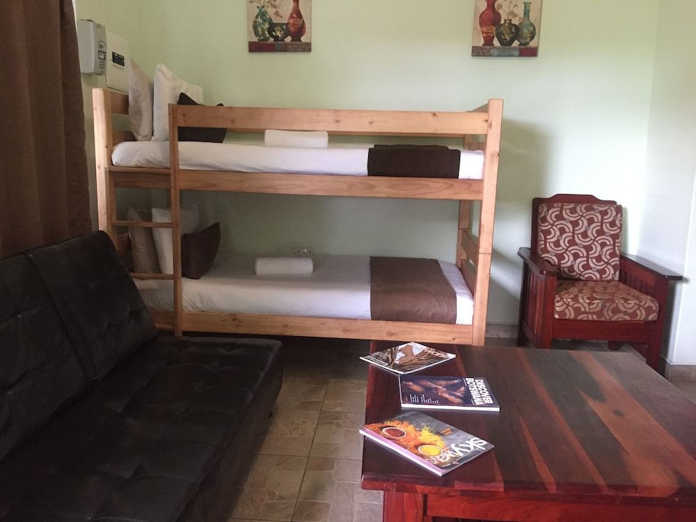 Masikiro Self-Catering Units Family Apartment, 1 Bedroom 4