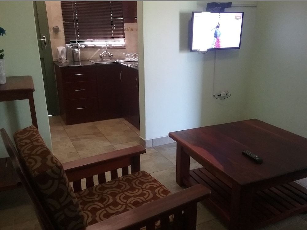 Masikiro Self-Catering Units Family Apartment, 1 Bedroom 13