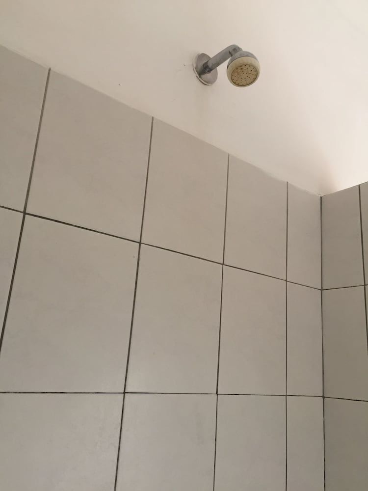 Liya Guest Lodge Twin Room 4