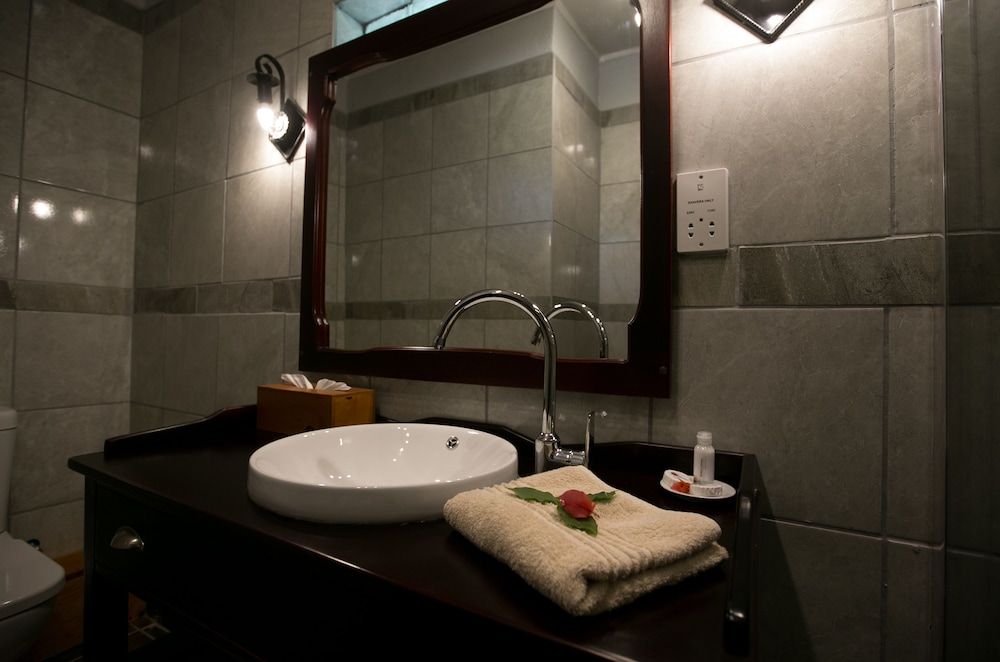 Island Safari Lodge Classic Double or Twin Room 7