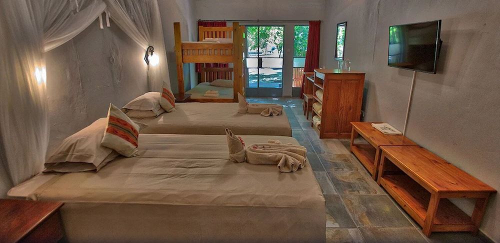 Island Safari Lodge Family Double or Twin Room 3