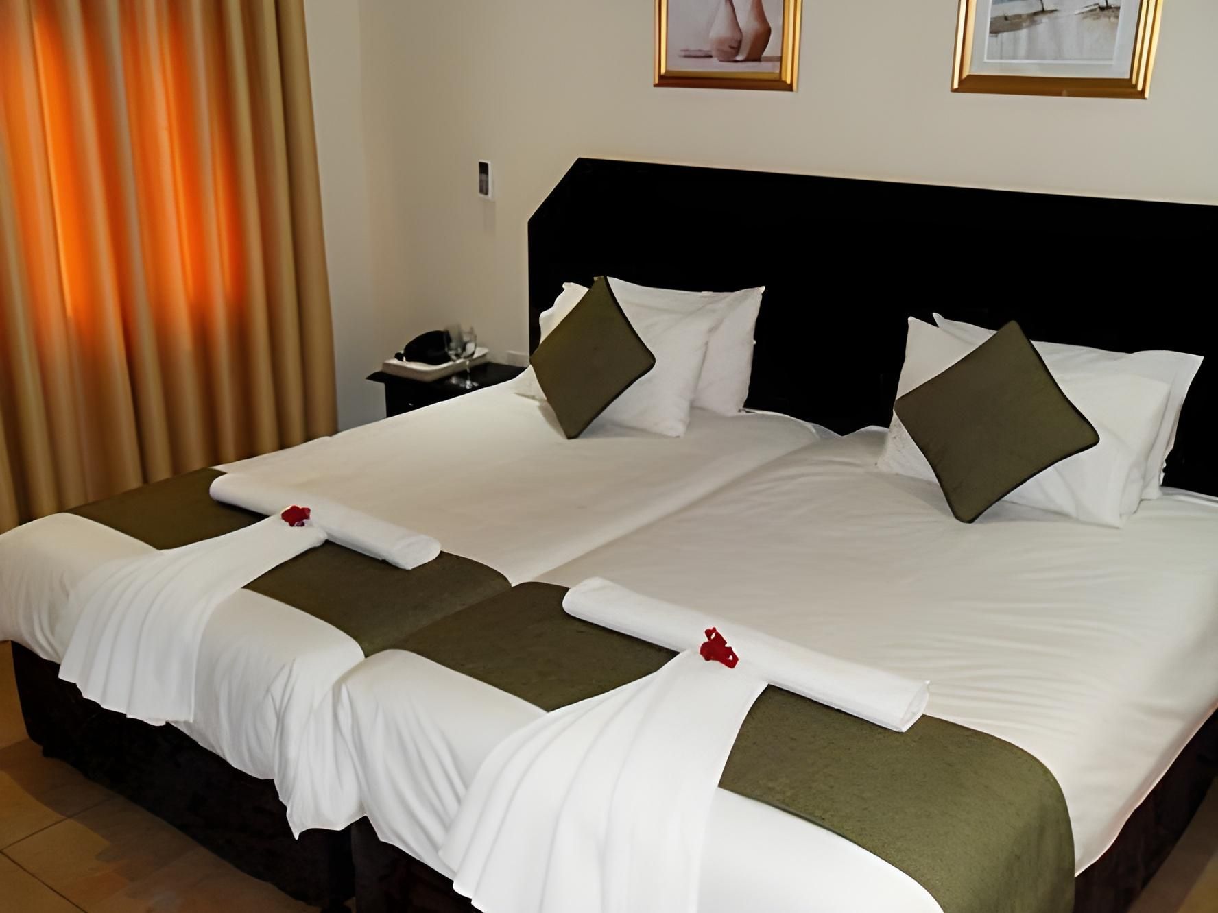 Family Room (4 Adults)