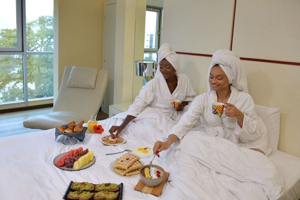 Pullman Kinshasa Grand Hotel Standard Room, 1 King Bed 3