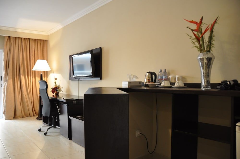 Hotel Royal Executive Suite 2