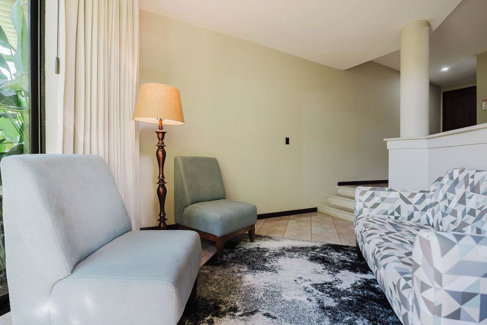 Papagayo Golden Palms Beachfront Hotel Family Suite 15