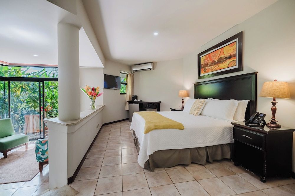 Papagayo Golden Palms Beachfront Hotel Family Suite 4