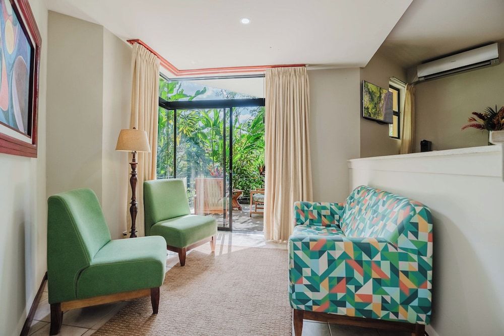 Papagayo Golden Palms Beachfront Hotel Family Suite 17