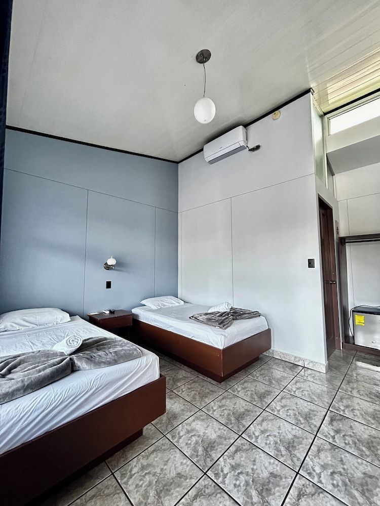Economy Room