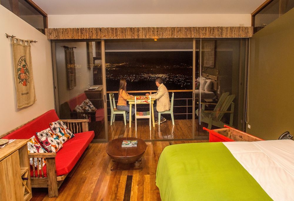 Chayote Lodge Recibidor Suite 8