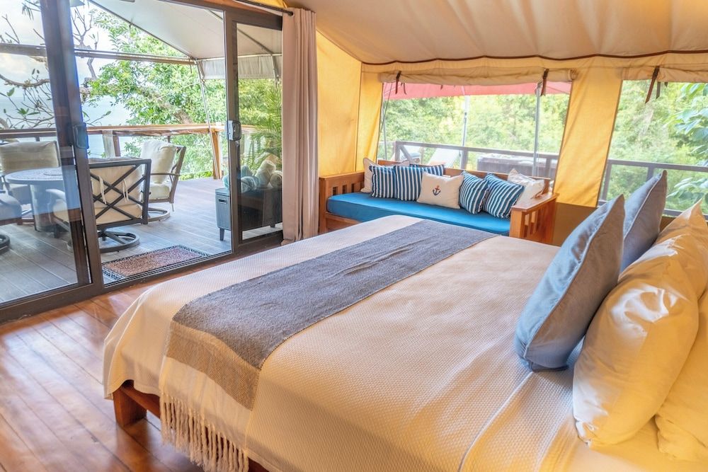Isla Chiquita Glamping Hotel Family Tent Suite 2