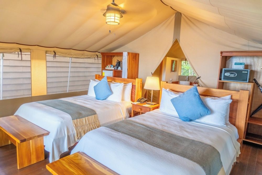 Isla Chiquita Glamping Hotel Family Tent Suite