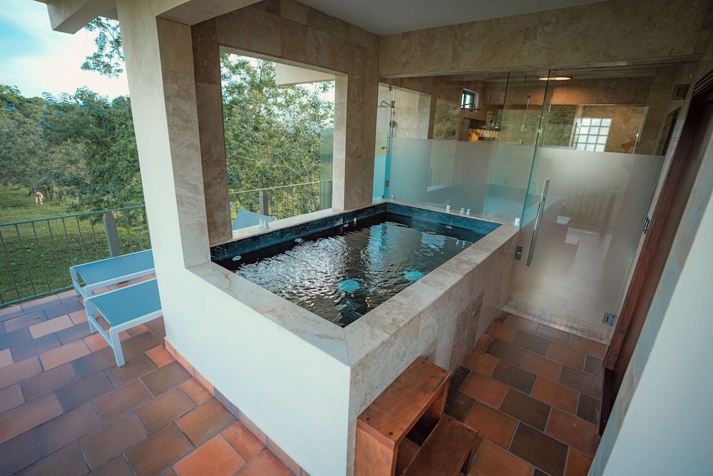 Private Pool