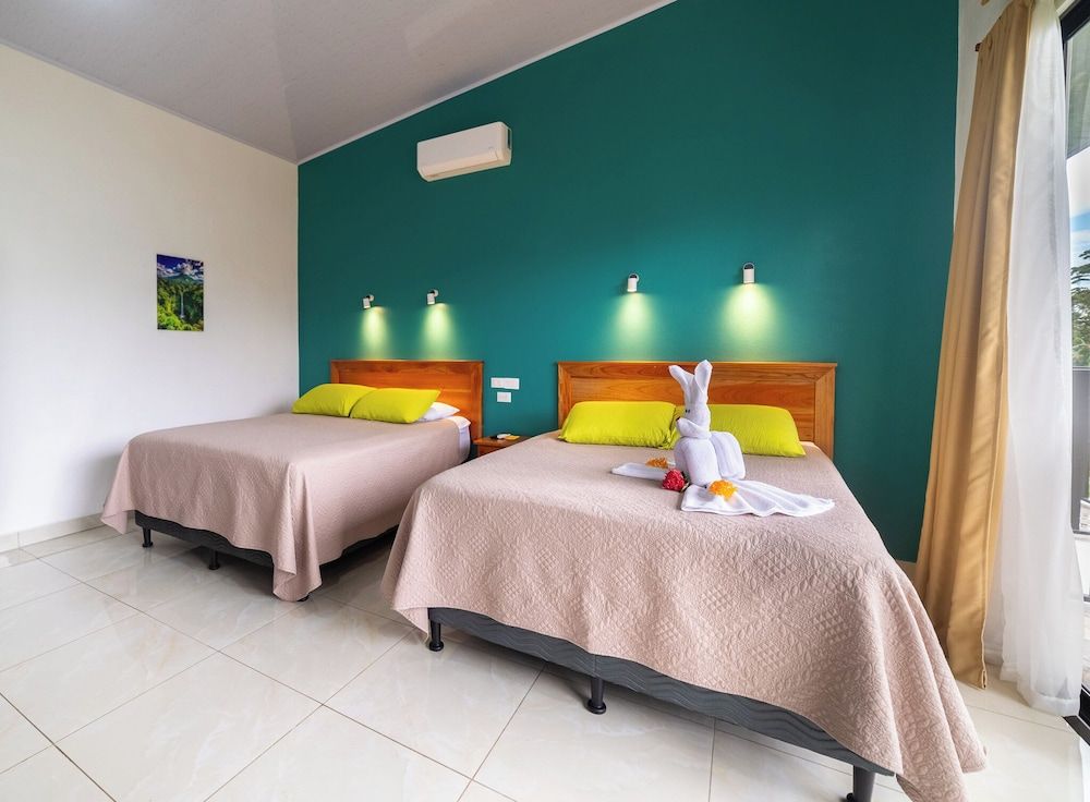 Hotel Secreto La Fortuna Deluxe Double Room 26